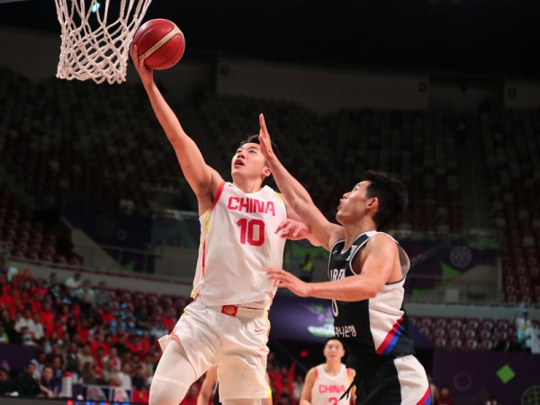 炒股开户 王俊杰带来的，不止21分！“走出去”的四号位，给中国篮球上了一课