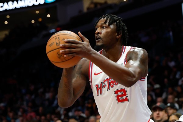 全国十大正规配资 糟透了！芬尼-史密斯替补11分钟5投0中一分未得 三分4中0